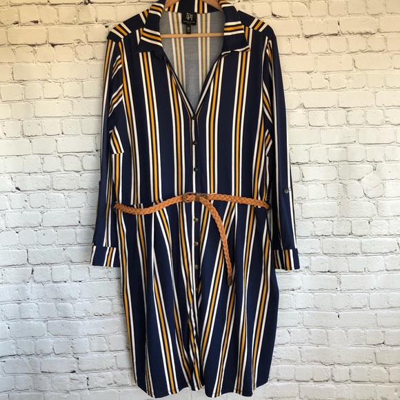 Derek Heart Dresses & Skirts - Derek Heart Plus long sleeve button up belted dres